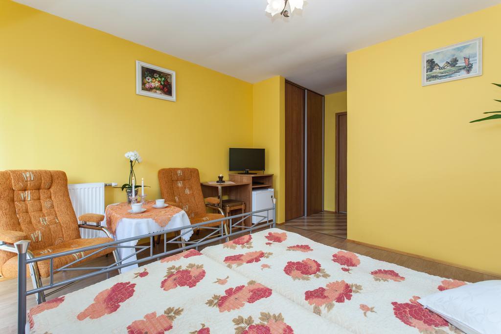 Villa Ula Поберово Екстериор снимка